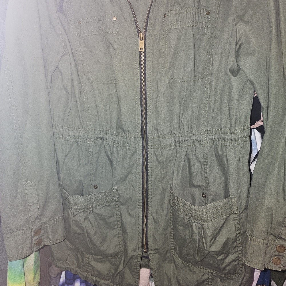 Lightweight jacket - Picture 3 of 4